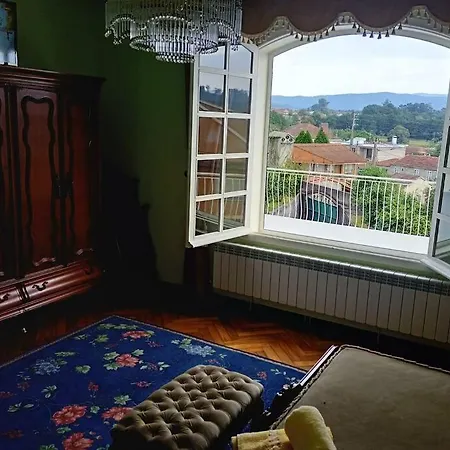La Maison D Abelleira Entera * Ponteareas